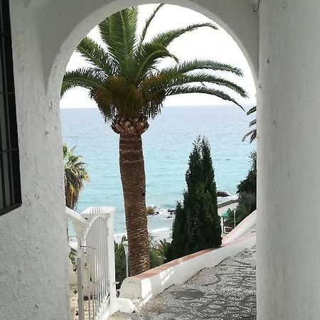 Апартаменты Nerja 1 Экстерьер фото