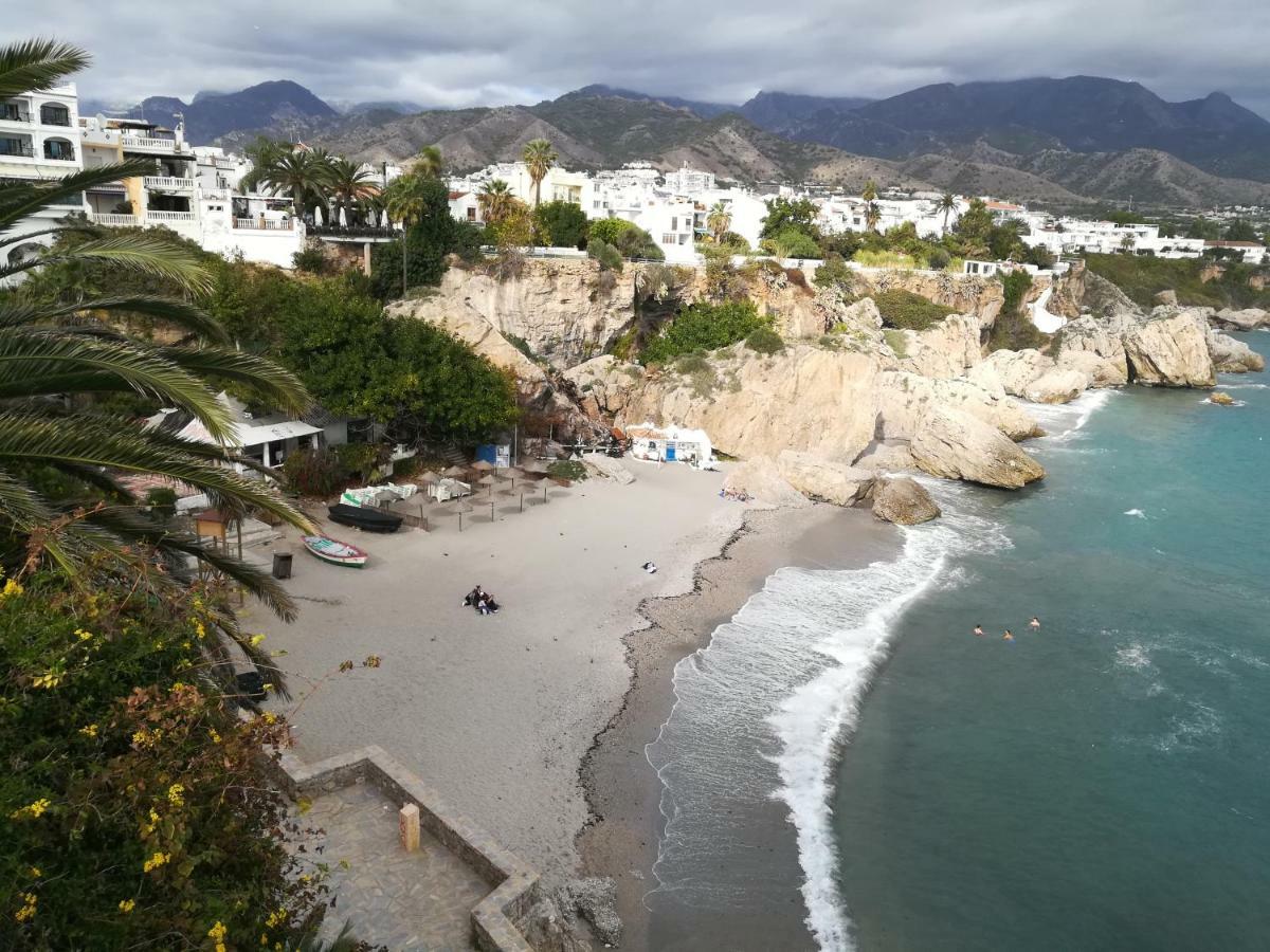 Апартаменты Nerja 1 Экстерьер фото