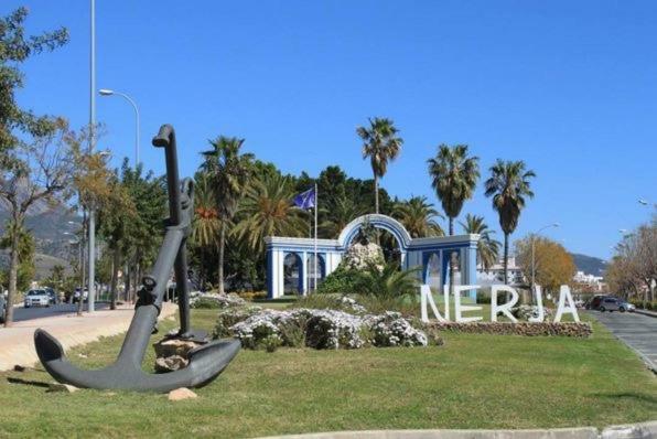 Апартаменты Nerja 1 Экстерьер фото