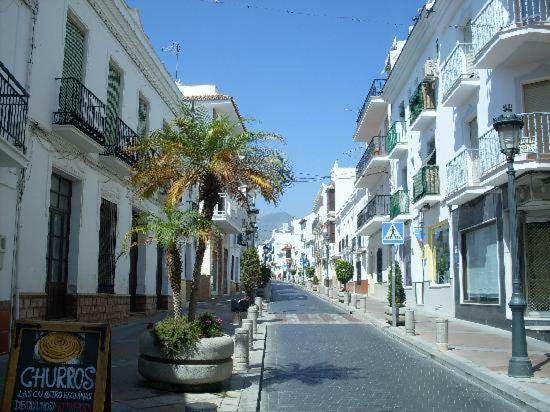 Апартаменты Nerja 1 Экстерьер фото