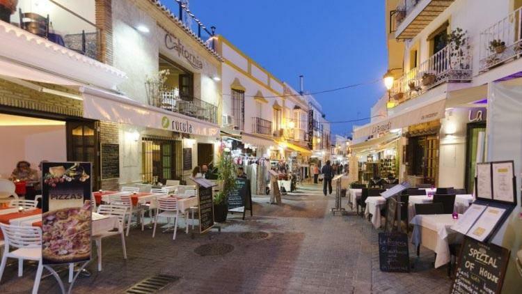 Апартаменты Nerja 1 Экстерьер фото