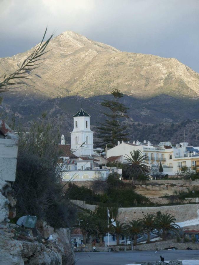Апартаменты Nerja 1 Экстерьер фото